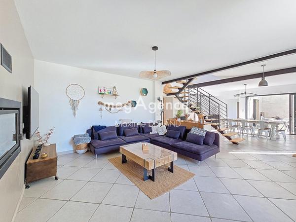 Maison à CHOLET, 49300 - 7 pièces 200m²
