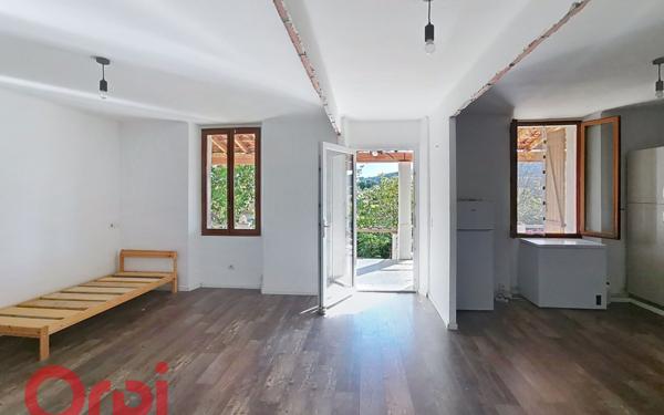Maison à vendre    3 pièces •  La Cadière-d'Azur