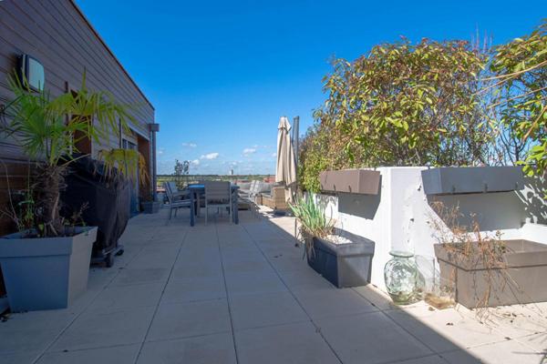 Appartement Lognes 4 pièce(s) 78 m2, 2 chambres, DERNIER ETAGE AVEC TERRASSES ET 2 PLACES DE STATIONNEMENT EN SOUS-SOL