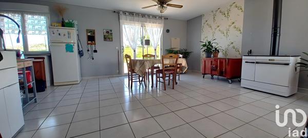 Pavillon 4 pièces de 93 m² à Compainville (76440)