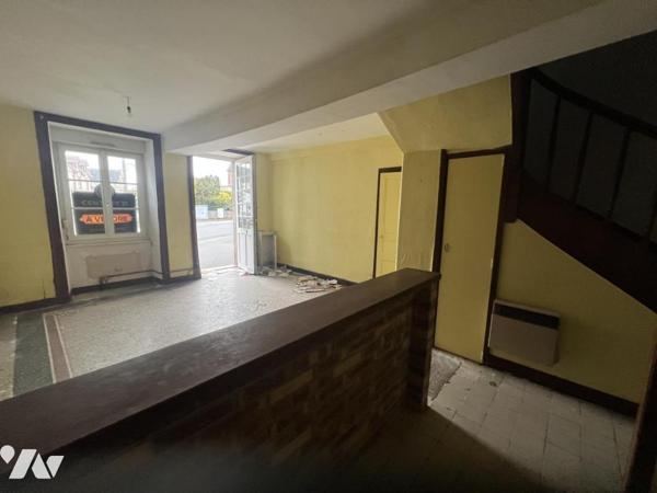 BAGNOLES DE L'ORNE, proche commerces, maison F3