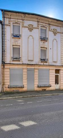 IMMEUBLE DE 208M2 A RENOVER ENTIEREMENT
