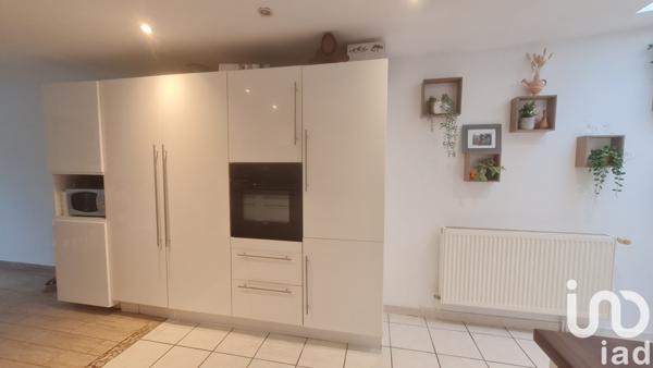 Maison 4 pièces de 105 m² à Halluin (59250)