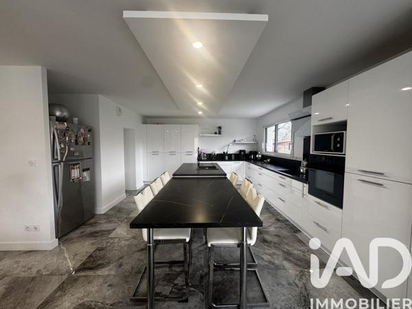 Maison à vendre 6 pièces 185 m² Bouguenais