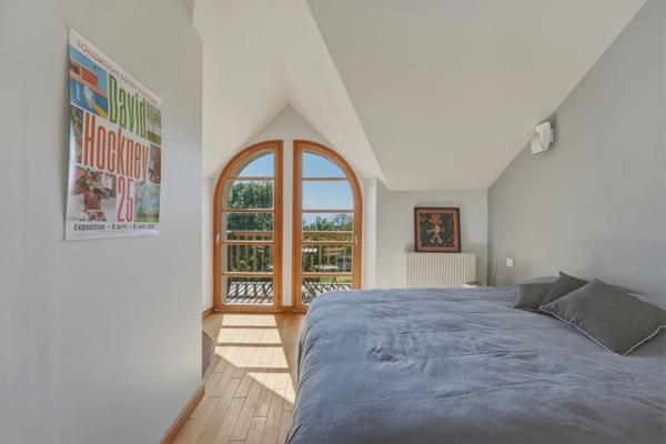 Maison à vendre 7 pièces ECHENEVEX (01)