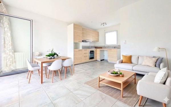 Maison à vendre    4 pièces •  Carquefou