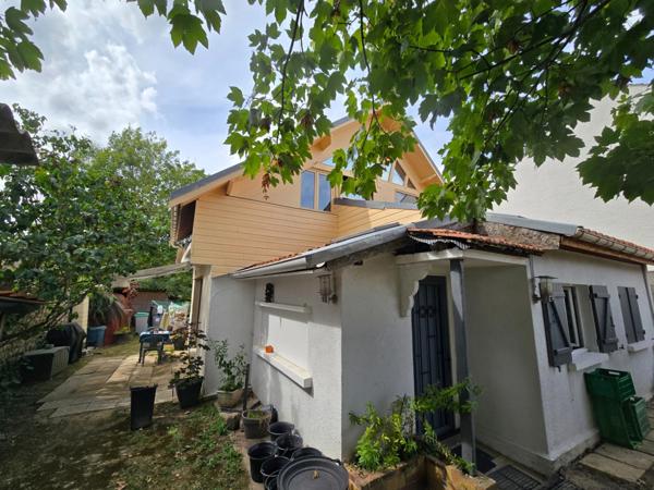 Maison à vendre 6 pièces BALLAINVILLIERS (91) sur beau terrain arboré de 868m²
