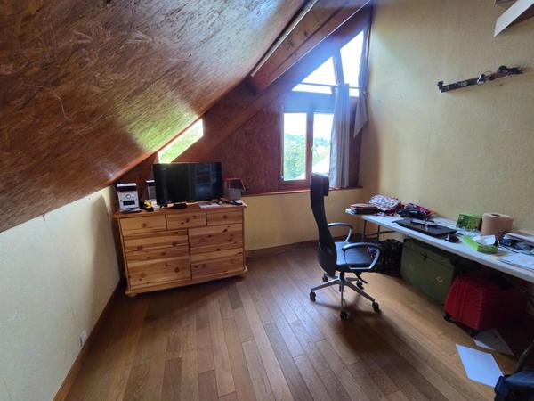 Maison à vendre 6 pièces BALLAINVILLIERS (91) sur beau terrain arboré de 868m²