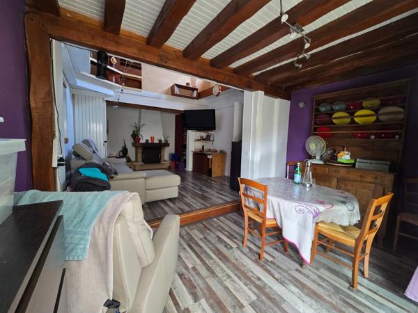 Maison à vendre 6 pièces BALLAINVILLIERS (91) sur beau terrain arboré de 868m²