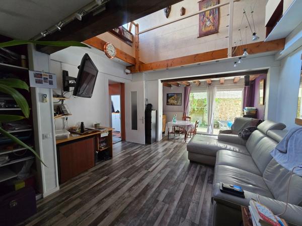 Maison à vendre 6 pièces BALLAINVILLIERS (91) sur beau terrain arboré de 868m²