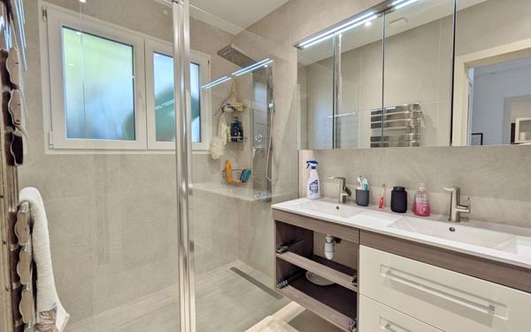 Maison à vendre    7 pièces • 160 m2 Sainte-Foy-lès-Lyon