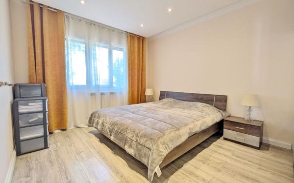 Maison à vendre    7 pièces • 160 m2 Sainte-Foy-lès-Lyon