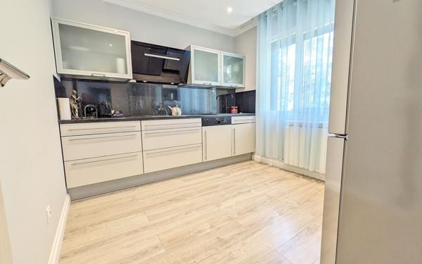 Maison à vendre    7 pièces • 160 m2 Sainte-Foy-lès-Lyon