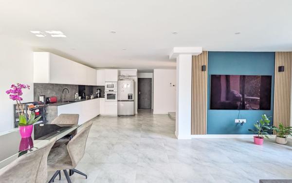 Maison à vendre    7 pièces • 160 m2 Sainte-Foy-lès-Lyon