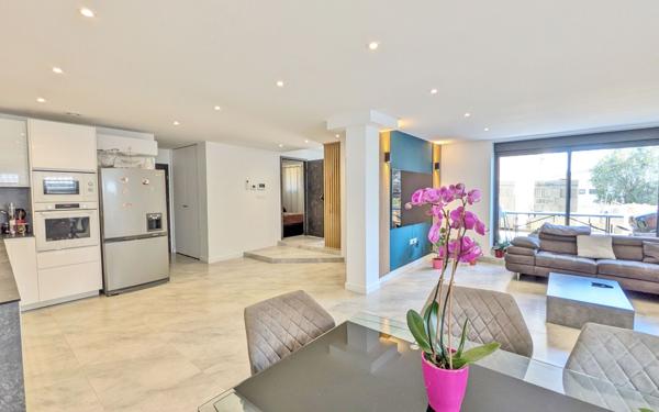 Maison à vendre    7 pièces • 160 m2 Sainte-Foy-lès-Lyon