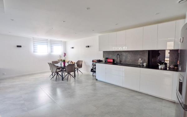 Maison à vendre    7 pièces • 160 m2 Sainte-Foy-lès-Lyon