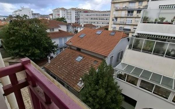 Appartement à vendre    1 pièce • 22 m2 Bayonne