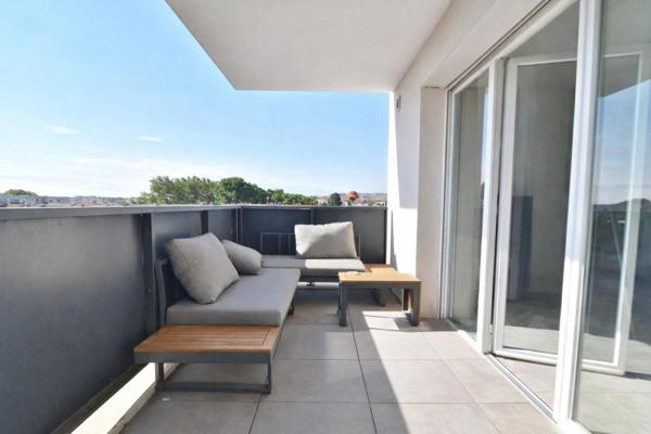 À VENDRE ! Appartement 2 chambres  Résidence récente avec ascenseur