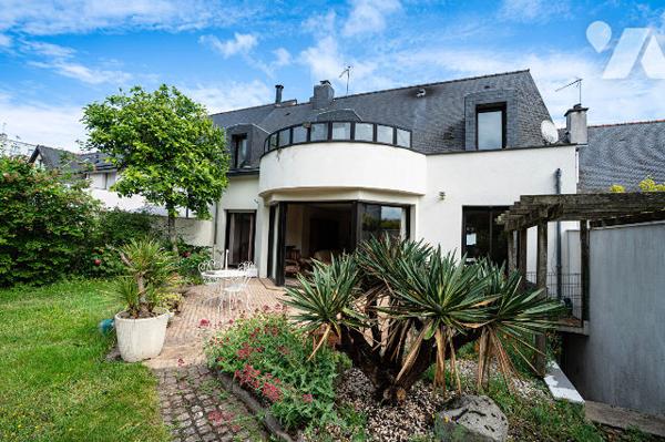 NOUVEAUTE - EXCLUSIVITE  - MAISON D'ARCHITECTE - LES LICES - BOURG L'EVEQUE - Métro Anatole France