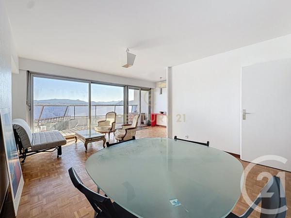 Appartement F3 à vendre  3 pièces - 82,10 m2 MARSEILLE - 13008