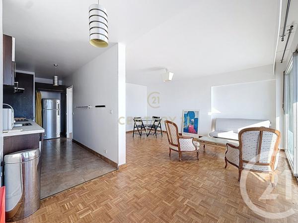 Appartement F3 à vendre  3 pièces - 82,10 m2 MARSEILLE - 13008