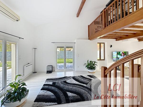 Maison 5 pièce(s) 3 chambre(s) 170 m²