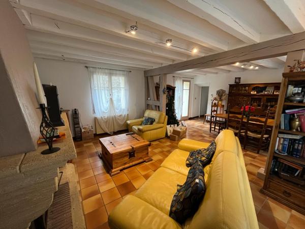 Crécy-la-Chapelle (77580) Belle maison briarde proche Crécy la Chapelle 4 chambres