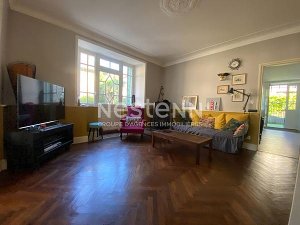 À vendre Maison en pierre à Combourg centre - 4 chambres avec salle d'eau, possibilité chambre d'hôte
