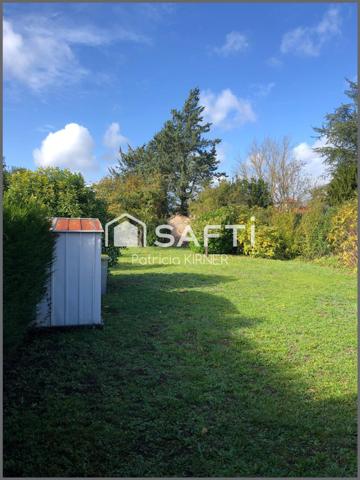 Maison de plain-pied T4 avec grand terrain.