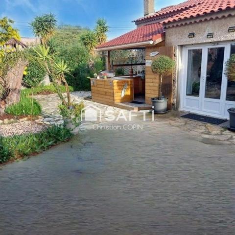 SIX FOURS SECTEUR JAUMARD MAISON T6+PISCINE+GARAGE