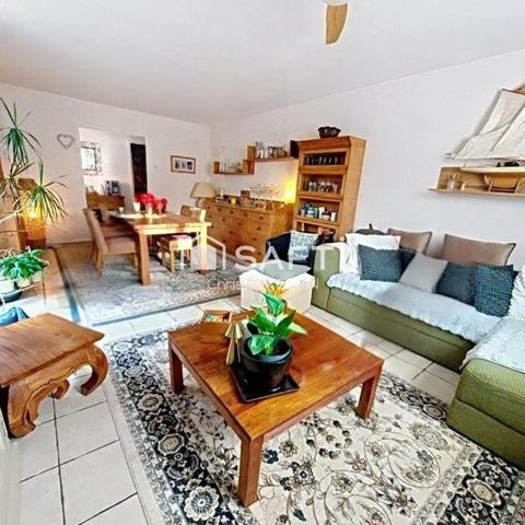 SIX FOURS SECTEUR JAUMARD MAISON T6+PISCINE+GARAGE