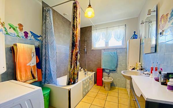 Appartement à vendre    4 pièces • 90 m2 Venerque