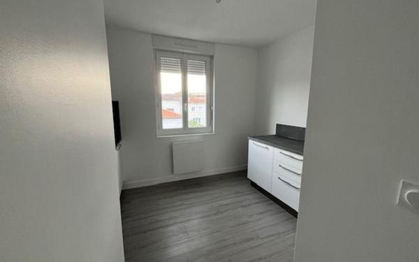 Appartement à louer    2 pièces •  Royan