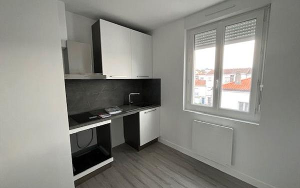 Appartement à louer    2 pièces •  Royan