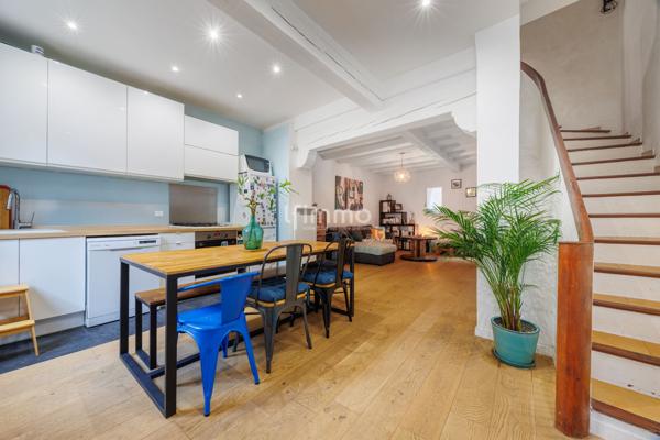 Simiane Collongue- Maison de Village 130m2