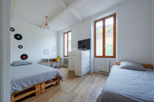 Simiane Collongue- Maison de Village 130m2