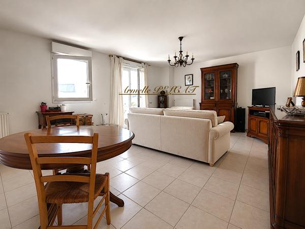 APPARTEMENT 3 PIÈCES 65,56M2 AVEC BALCON ET GARAGE CENTRE MERVILLE FRANCEVILLE PLAGE 280 000€