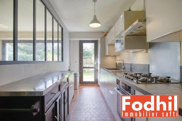 Centre ville- Appartement 3 pièces 71 m² avec terrasse et jardin privatif.