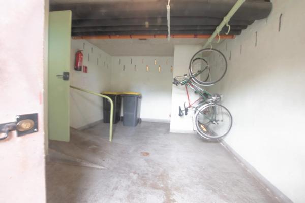 Vente                                                      Appartement
                        
                     3 pièces                      68 m2                     à Chamalières