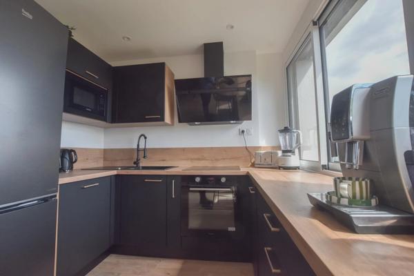 Vente                                                      Appartement
                        
                     3 pièces                      68 m2                     à Chamalières