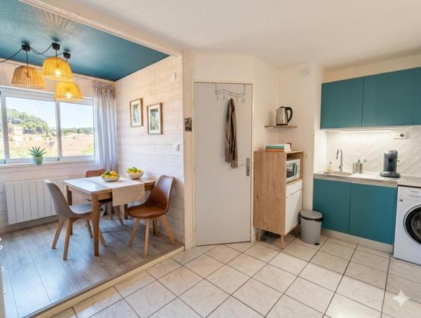 Charmant T2 rénové à deux pas de la plage, avec parking privatif