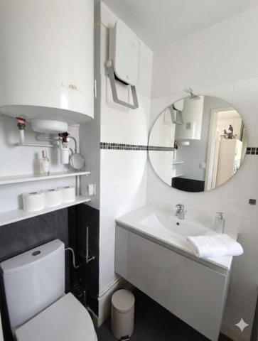 Charmant T2 rénové à deux pas de la plage, avec parking privatif