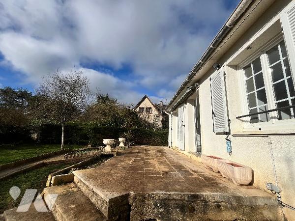 HAUTEVILLE LES DIJON
DANS IMPASSE