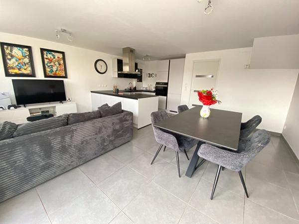 VENTE : maison 4 pièces (78.09m²) à STAFFELFELDEN  avec piscine + garage et place stationnement