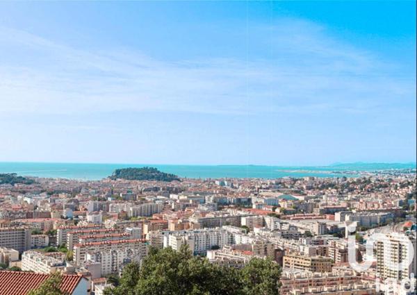 Maison 10 pièces de 213 m² à Nice (06300)