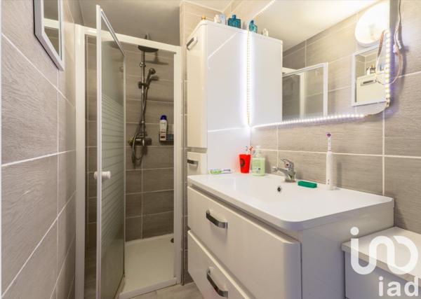 Maison 10 pièces de 213 m² à Nice (06300)