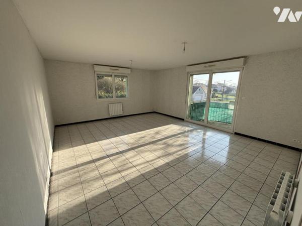 Appartement T3 au RDC (environ 98 m² habitables) avec garage - secteur calme (proche frontière)