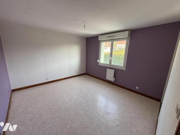 Appartement T3 au RDC (environ 98 m² habitables) avec garage - secteur calme (proche frontière)