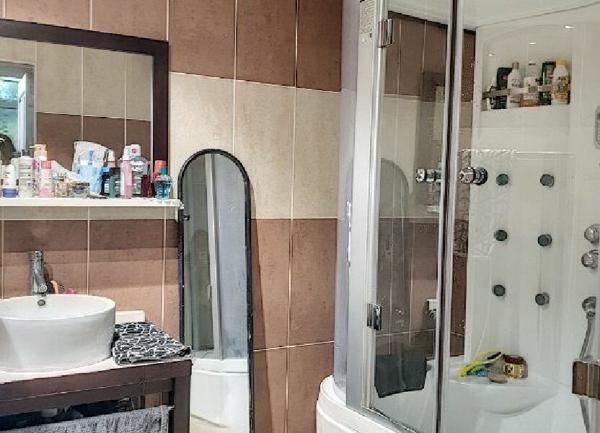 Appartement à vendre    6 pièces •  La Seyne-sur-Mer