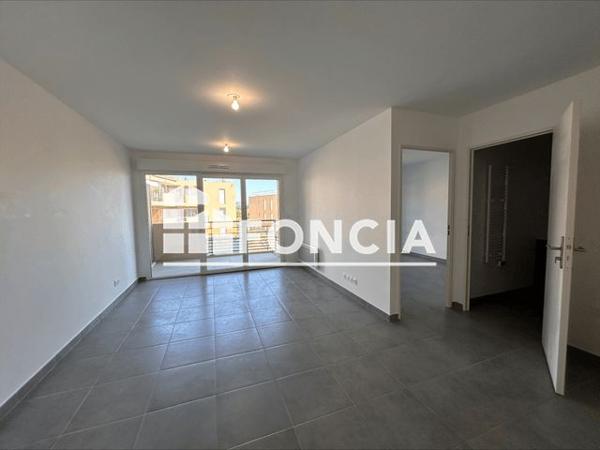 Location Appartement 2 pièces 41.25 m² - BOULEVARD PIERRE CHAVAROCHE Le Luc En Provence 83340